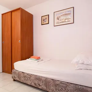 Split Accommodation Guest house